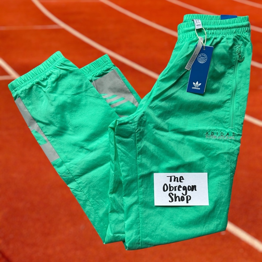 INTERNATIONAL MENS SPORTS CLUB TAPERED TRACK PANTS SIZE SMALL HI RES GREEN GRAY